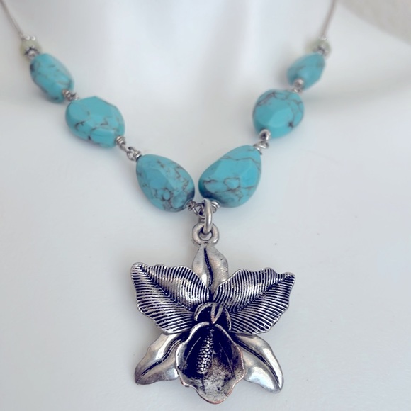 Lucky Brand necklace - Picture 2 of 5